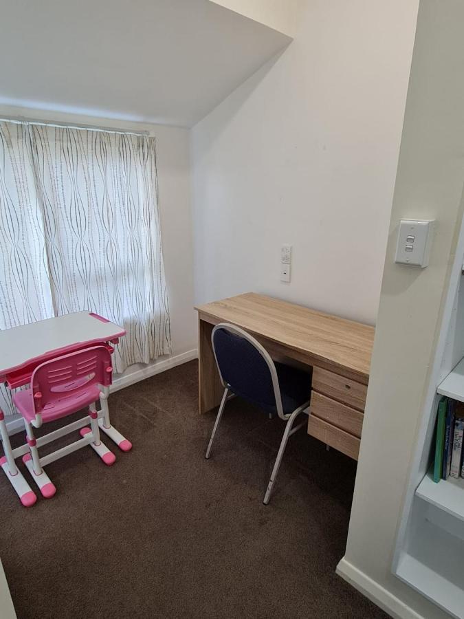 Hidden Gem And Entire In Hutt Villa *